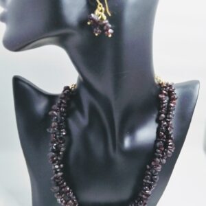Ladies Garnet Chip Stone Necklace and Earrings Set