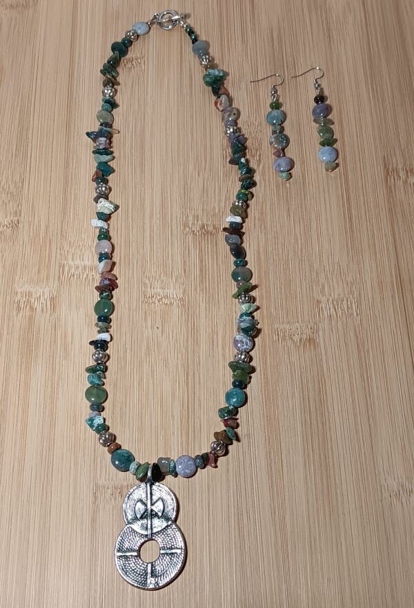 Ladies Baule Rising Sun Pendant Necklace and Earrings Se