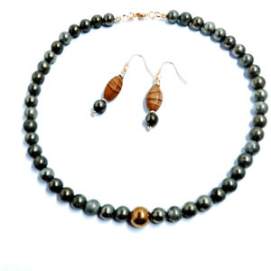 Ladies Green Pyrite Choker and Earrings